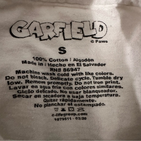 Garfield I’m a Friday Person in a Monday World Shirt - Picture 4 of 6